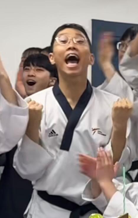 안유찬