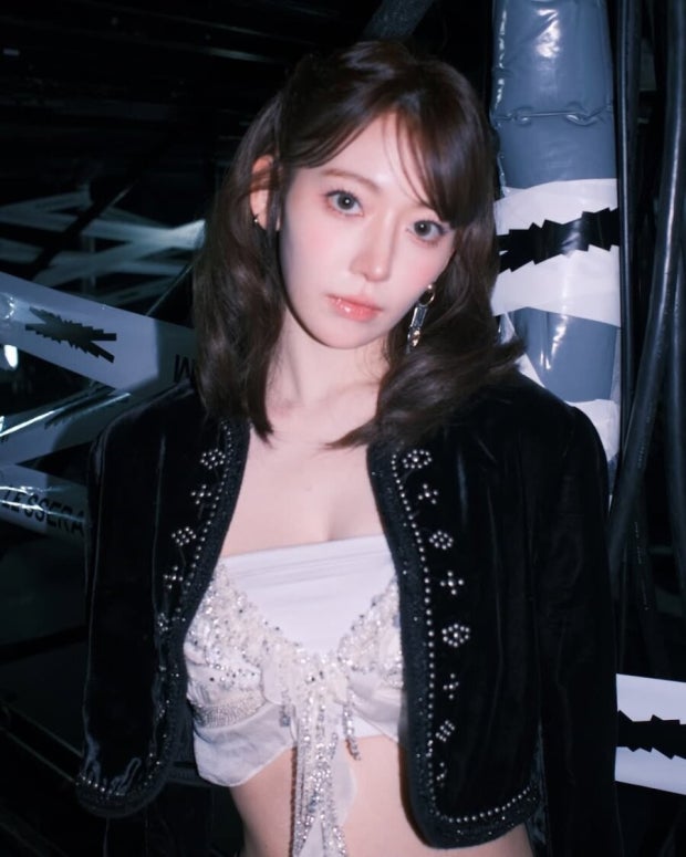 사쿠라(르세라핌)